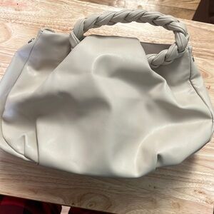 No brand medium sized purse